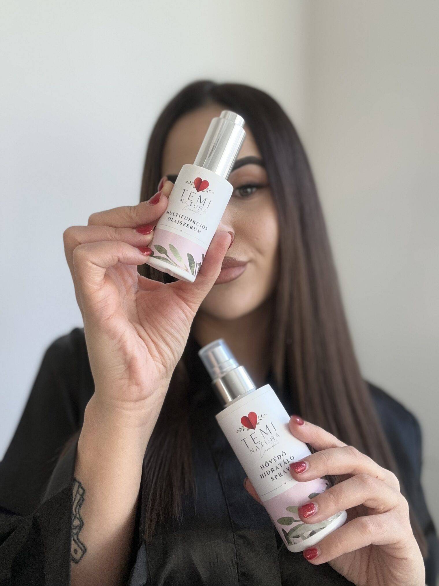 Image #1 from Vivien